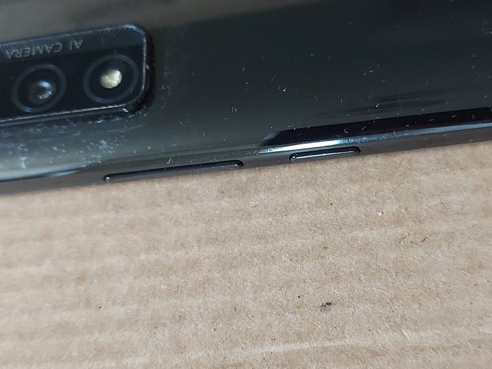 HUAWEI P Smart (2020), Model POT-LX1A, has Pin Lock and small scratch at very top of screen, for parts or repair