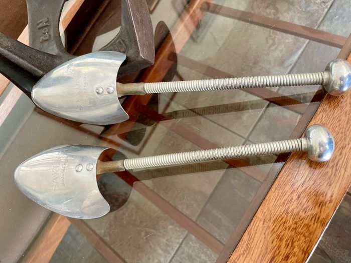 Vintage Ladies 1950s SAXONE Aluminium Steel Spring Coiled Shoe Trees UK Size S/M