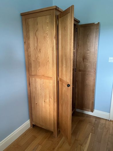 Solid Wardrobe