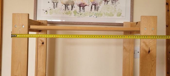 shelving unit