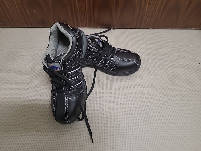 Steelite work shoes