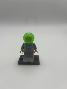 LEGO Robot Butler CMF 71046 Series 26 minifigure Space