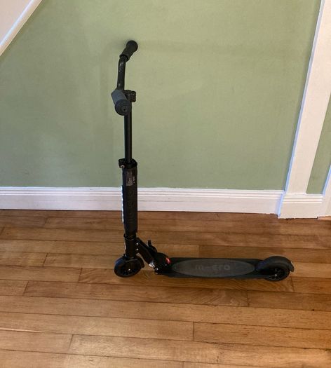 Black Microsprite Scooter