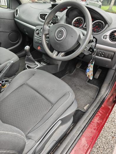 2010 Renault Clio 1.2l
