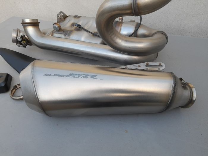 KTM 1290 Superduke Exhaust