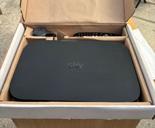 Sky Q box