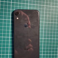 iPhone XR 64gb fully functional - needs display