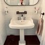 Bathroom Suite Image 8