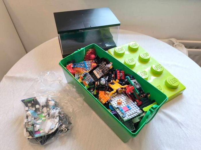 Lego Bundle + Display Box