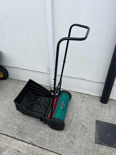 Bosch push lawnmower