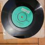 Big Tom and The Mainliners The Old Rustic Bridge / Please Mama Please 7 inch single Image 2