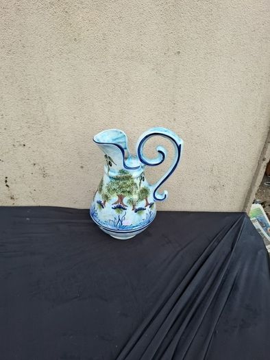 Blue washing bassin pitcher postage possible