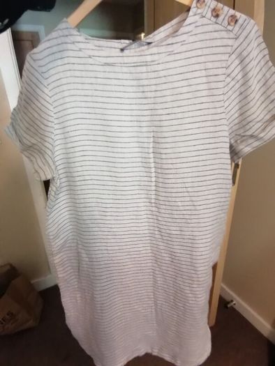 beautiful new marks and Spencer linen dress