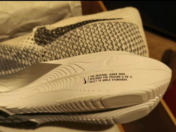 Nike ZoomX Vaporfly Next %3 ( 2 PAIRS)