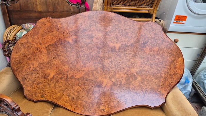 Burr walnut vintage dining table and 6 chairs