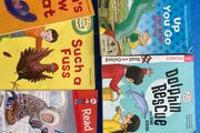 Read with Oxford Biff, Chip and Kipper phonics series