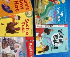 Read with Oxford Biff, Chip and Kipper phonics series