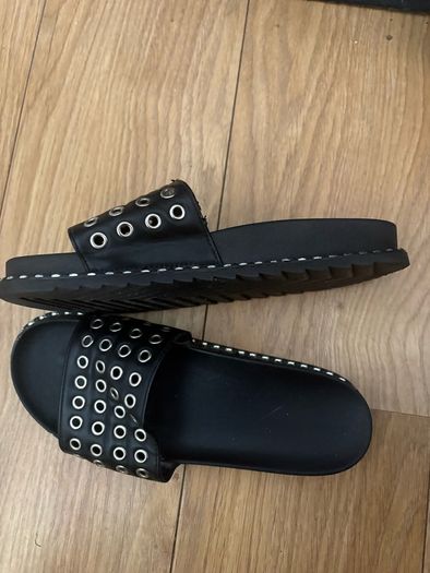 Trendy Sliders