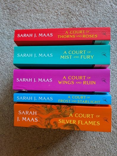 Sarah J Mass - Court of series 5 books