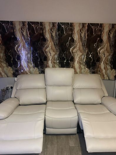 New 2&3 electric recliner sofa cream leather
