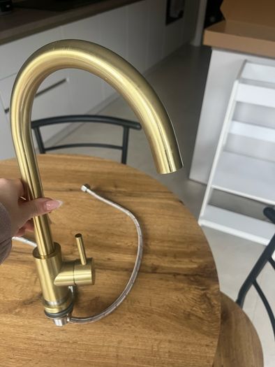 Gold kitchen sink tap