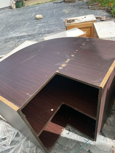 ground kitchen units