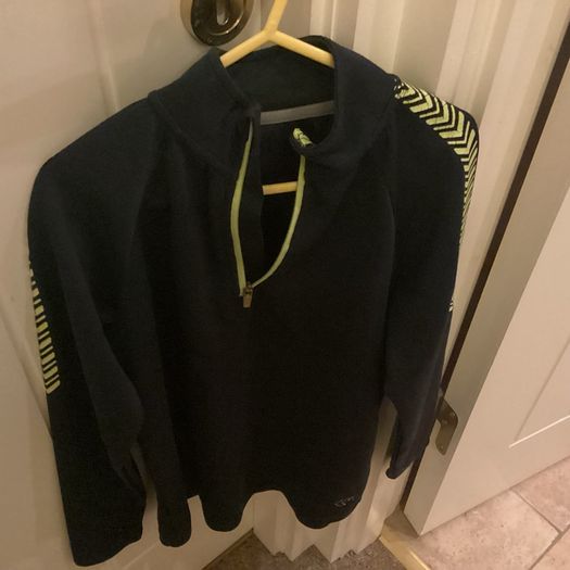 Navy top age 7/8