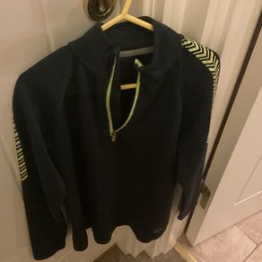 Navy top age 7/8