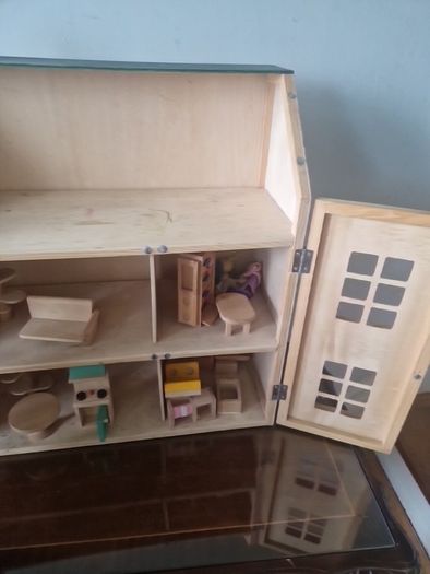 dolls house