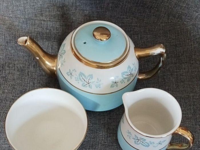 Arklow, Teapot,jug & Sugar bowl