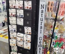 Retail stock girls accessories