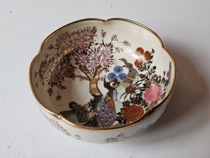 Vintage Japanese "Satsuma" Porcelain Bowl