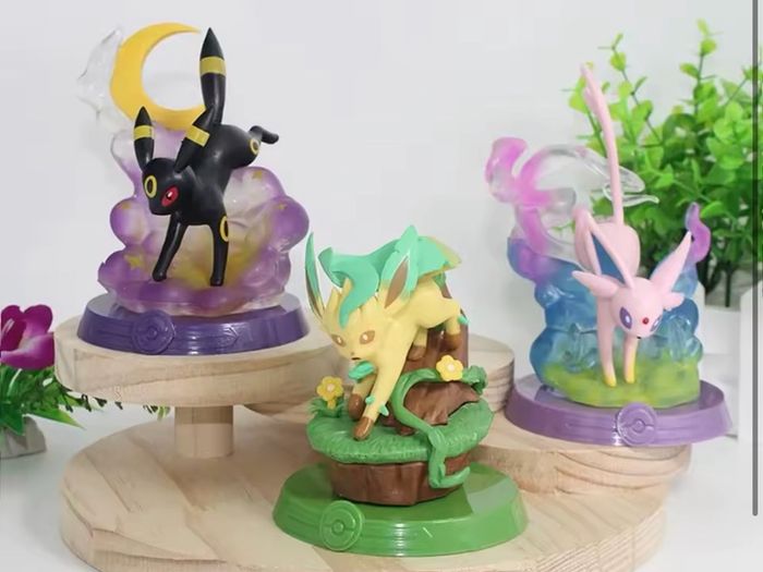 Pokemon Statues