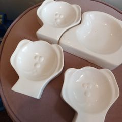 Pet dishes