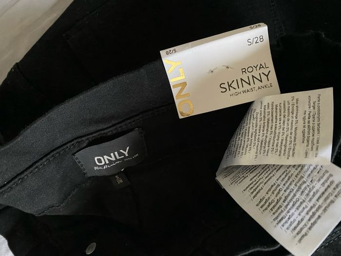 Brand new Only jeans with tags for women, skinny, black