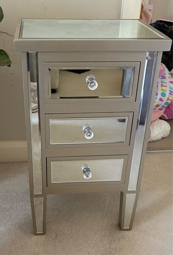 Bedside table x2