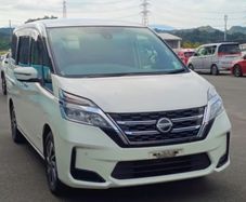 Nissan Serena 8 Seater 2L S-Hybrid Low Milage Excellent Condition Priced to Sell