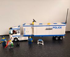 Lego City Mobile Police Unit Retired Set