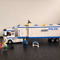 Lego City Mobile Police Unit Retired Set