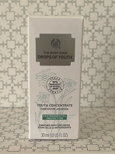 The body shop Drops of Youth Concentrate FOR FRESHER-LOOKING SKIN brand new