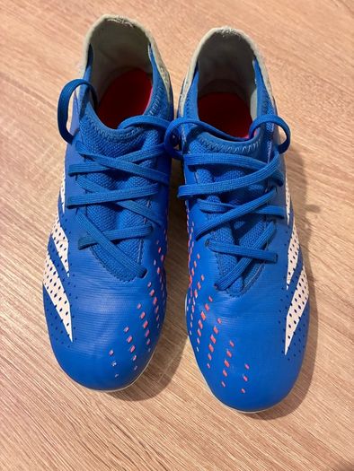 Adidas predator football boots UK3