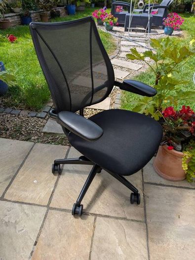 ergonomic office chair
