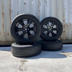 Genuine Land Rover Defender Sport 20" Alloy Wheels - Like New