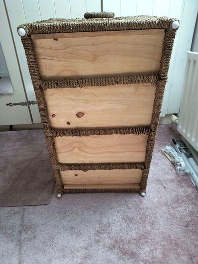 Wicker storage box..large