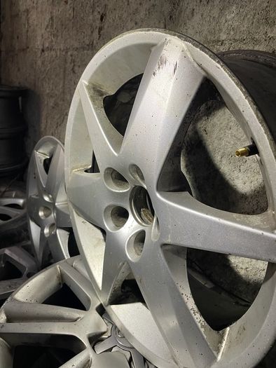 Alloy wheels - various types and sizes