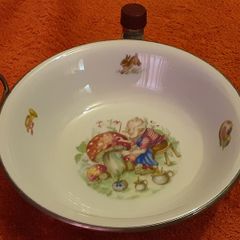 child's vintage keep it warm plate, on offer see ad