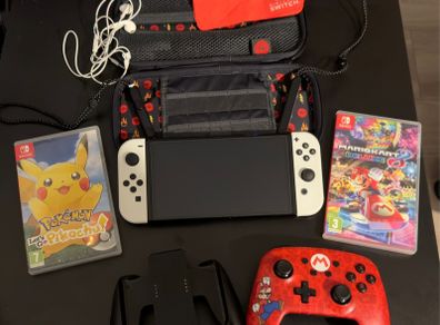 Nintendo Switch OLED Ultimate Bundle Excellent Condition