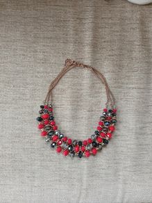 Costume jewellery,glass beads necklace