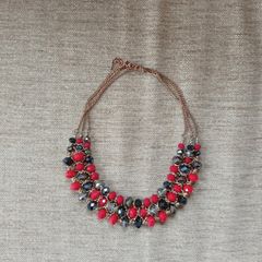 Costume jewellery,glass beads necklace