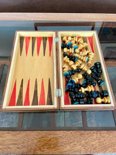 Vintage Decorative Foldable Chessboard with Hand Carved Detail and Chess Pieces 26 cm Square